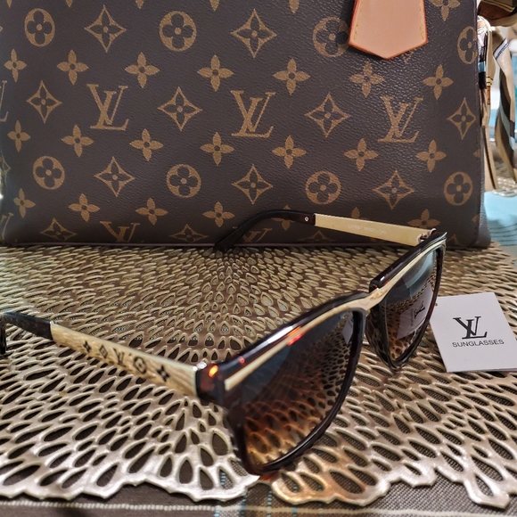 Unisex  Fashion Sunglasses ?️